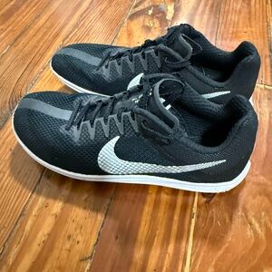 Nike Men's Black and White Sneakers